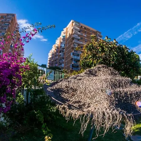 Acuario شقة بينالماذينا